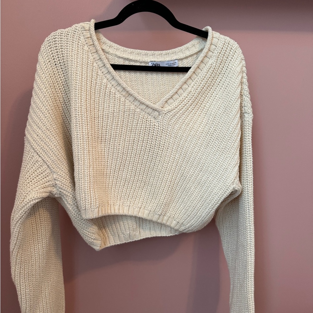 Zara cropped cream sweater size Medium